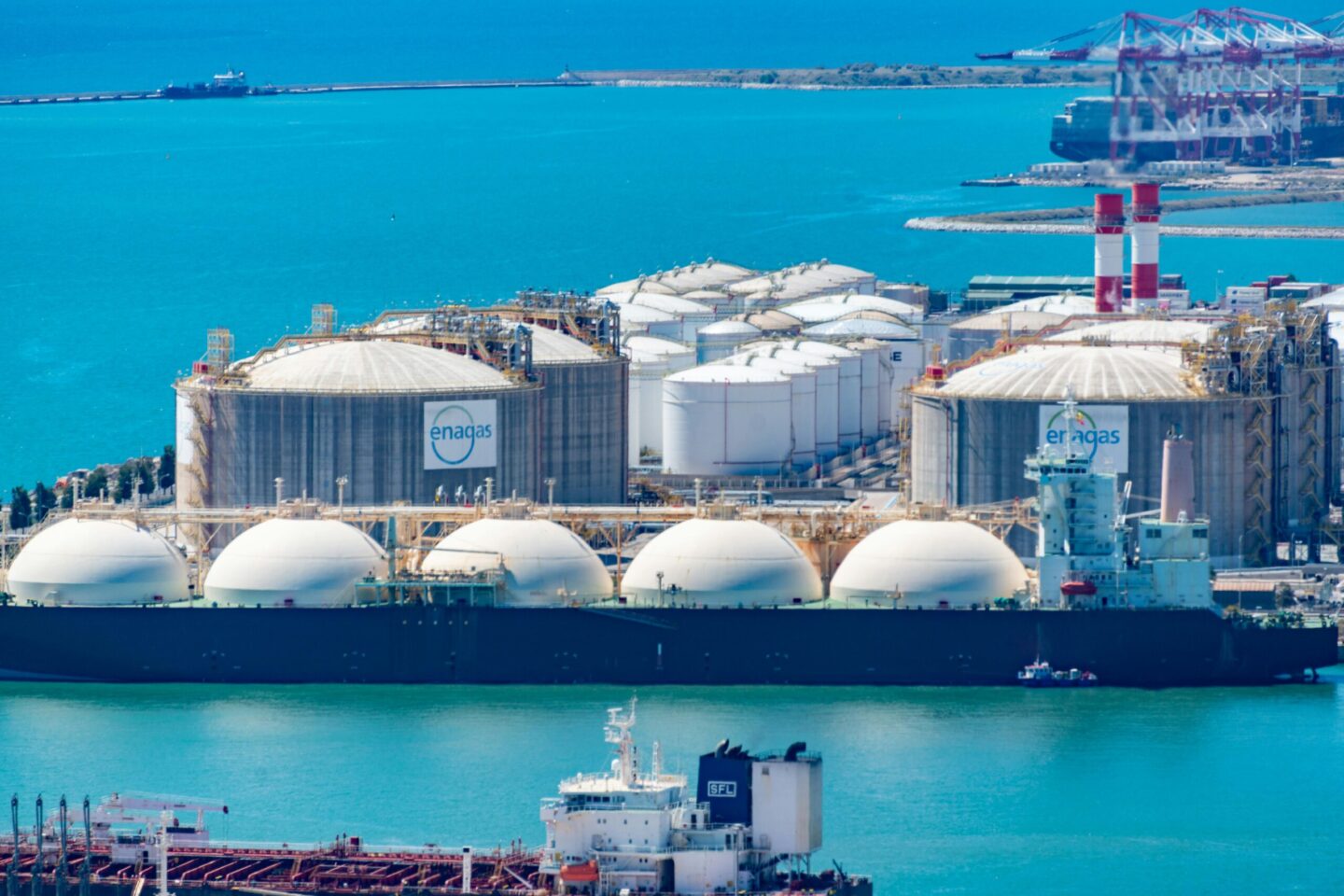 Terminal lng – znaczenie, działanie i rola infrastruktury LNG w bezpieczeństwie energetycznym