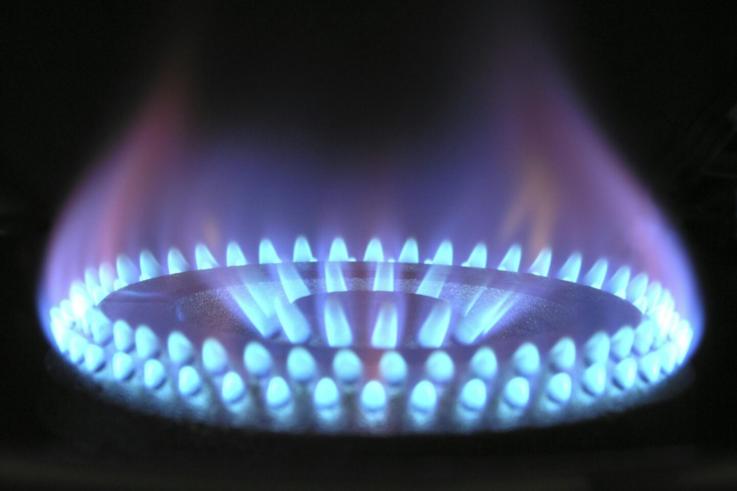 Stacje CNG w Polsce – aktualny przewodnik po tankowaniu sprężonego gazu ziemnego