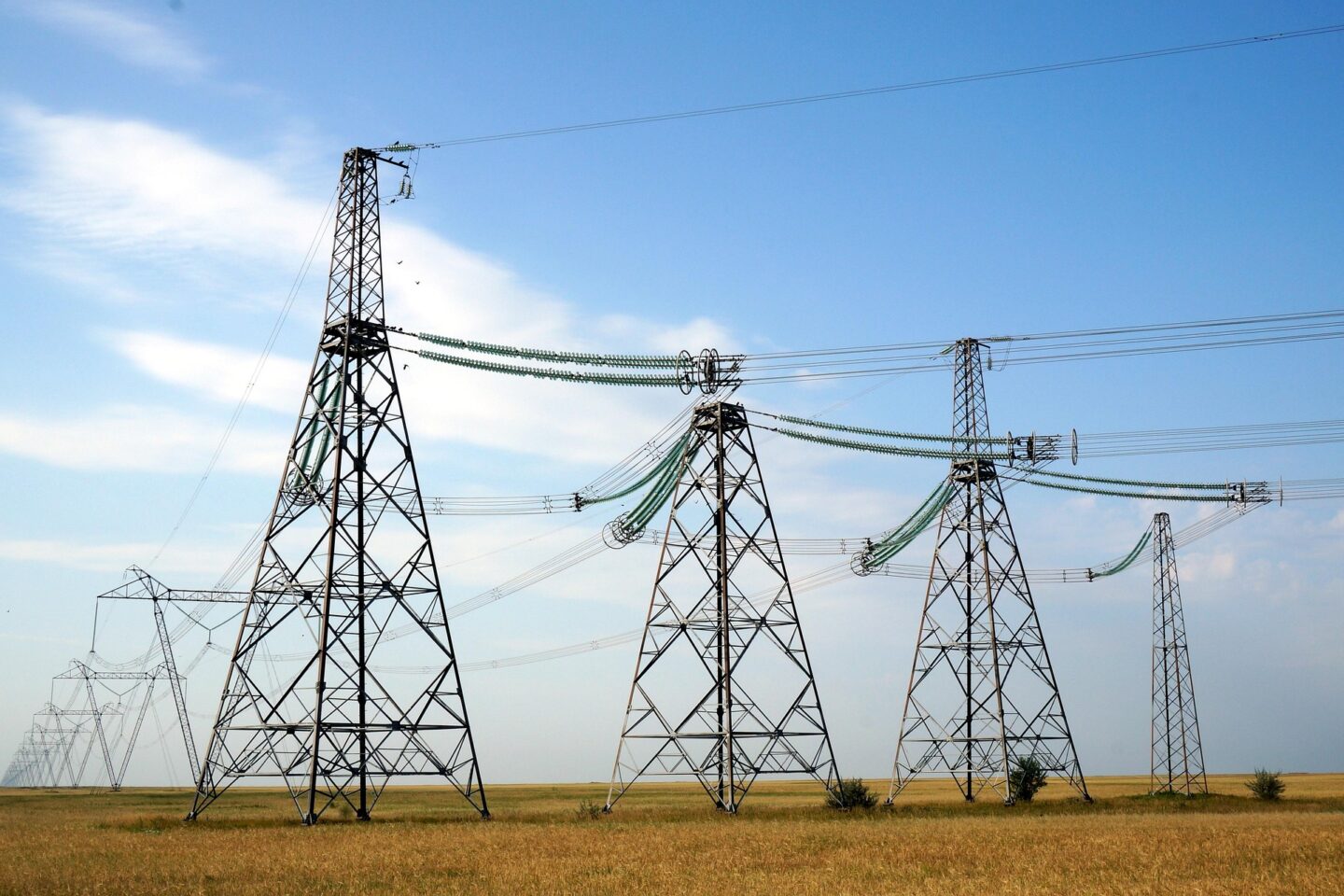 Urząd Regulacji Energetyki – rola, zadania i znaczenie URE na rynku energii w Polsce